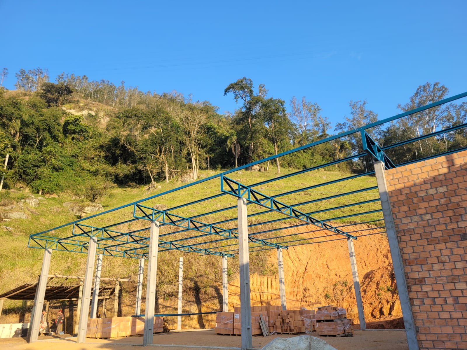 Pavilhão metálico em Pedras Grandes SC