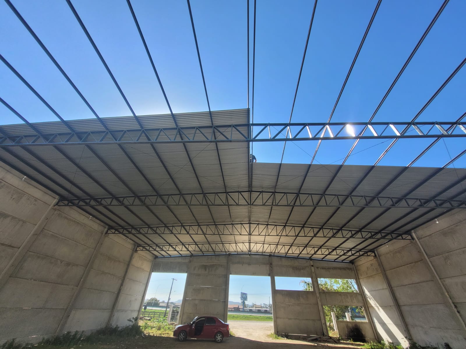 Pavilhão metálico em Içara SC